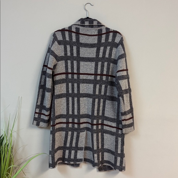 Monteau plaid longline knit duster/cardigan. Size M - Picture 3 of 4